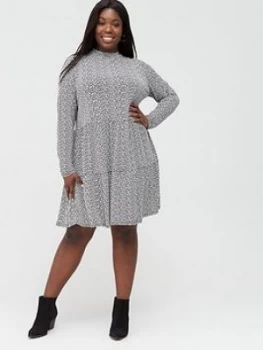 Image of Oasis Curve Mini Leaf Drop Waist Dress - Mono