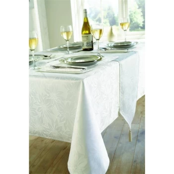 Image of The Spirit Of Christmas Poinsettia T/Runner11 - White