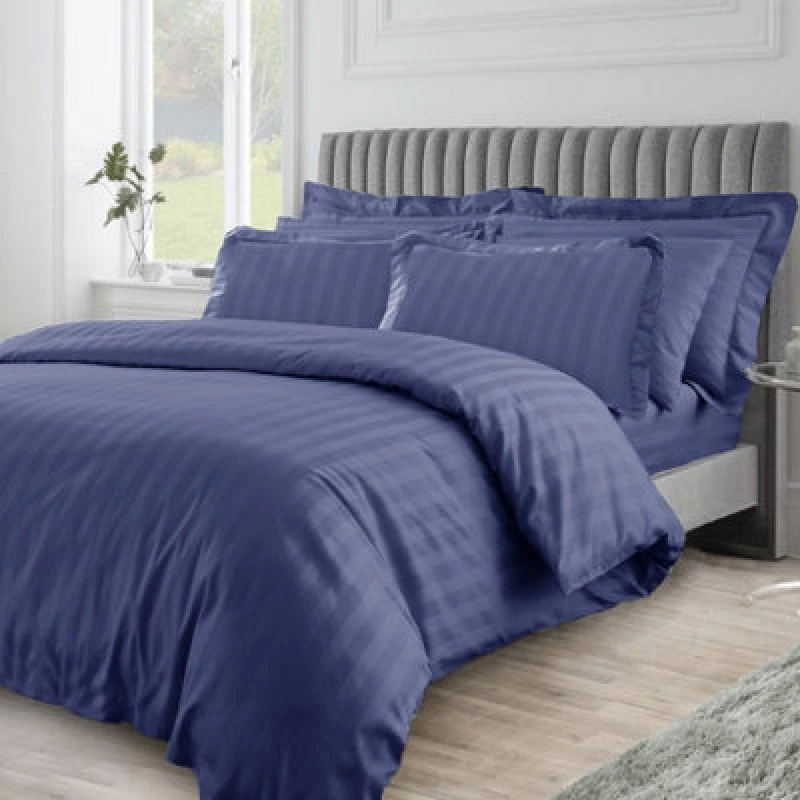 Image of Velosso Elegant Embossed Design Duvet Cover & Pillowcase Set in Navy Size: Double Navy Unisex Double