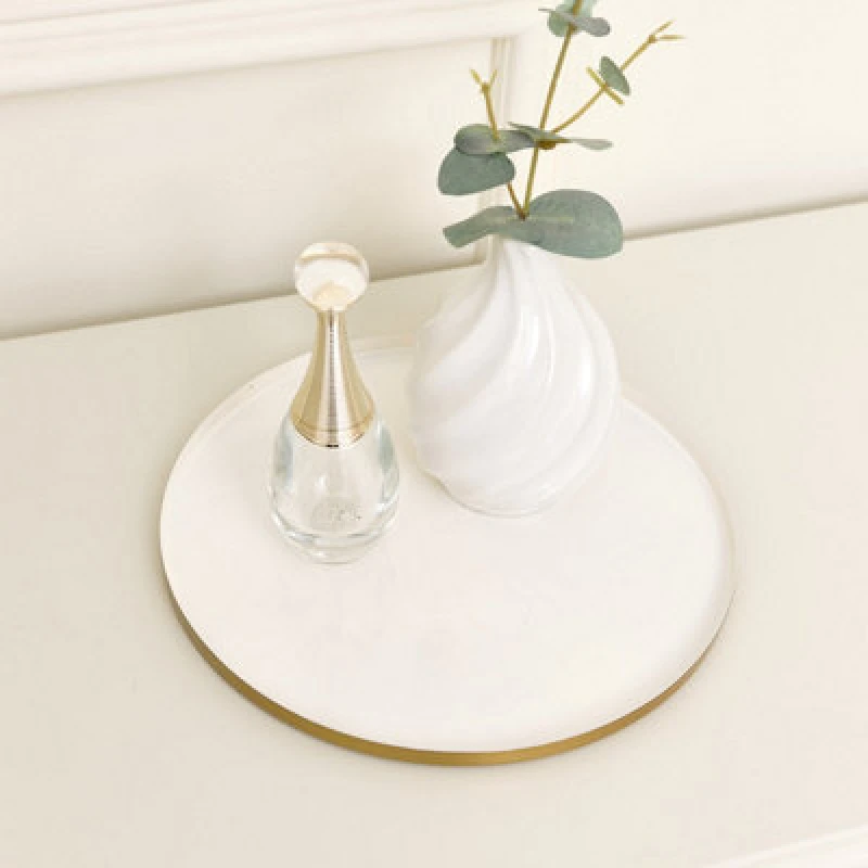 Image of Melody Maison Round Metal Gold & Ivory Tray Gold
