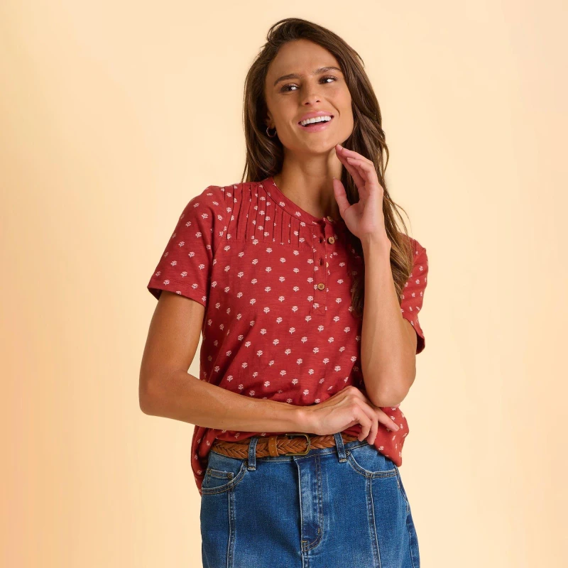 Image of Brakeburn North T Shirt Red female UK 08