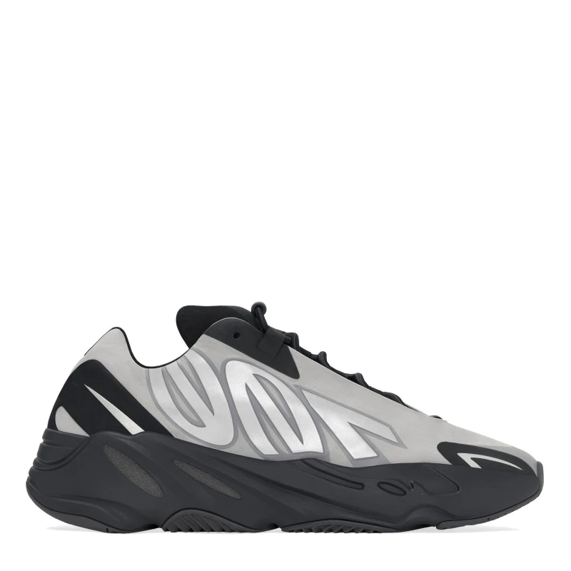 Image of Yeezy 700 MNVN Sneakers Juniors - Metallics Metallics 3.5