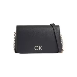 Image of Calvin Klein Re-Lock Shoulder Bag W/Flap - Black