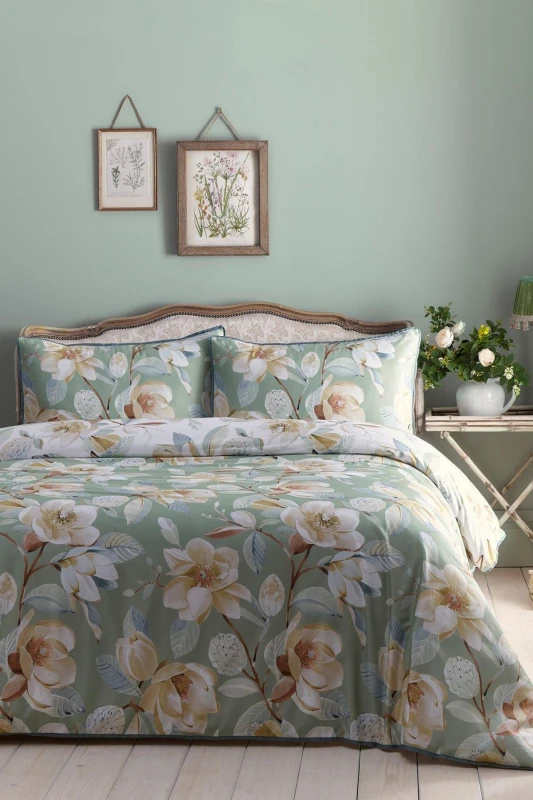Image of Appletree 'Eleanor' 200 Thread Count Pure Cotton Duvet Cover Set Green unisex