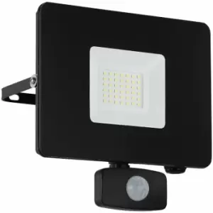 Image of Loops - IP44 Outdoor Flood Light & pir Sensor Black Aluminium 30W Built in led