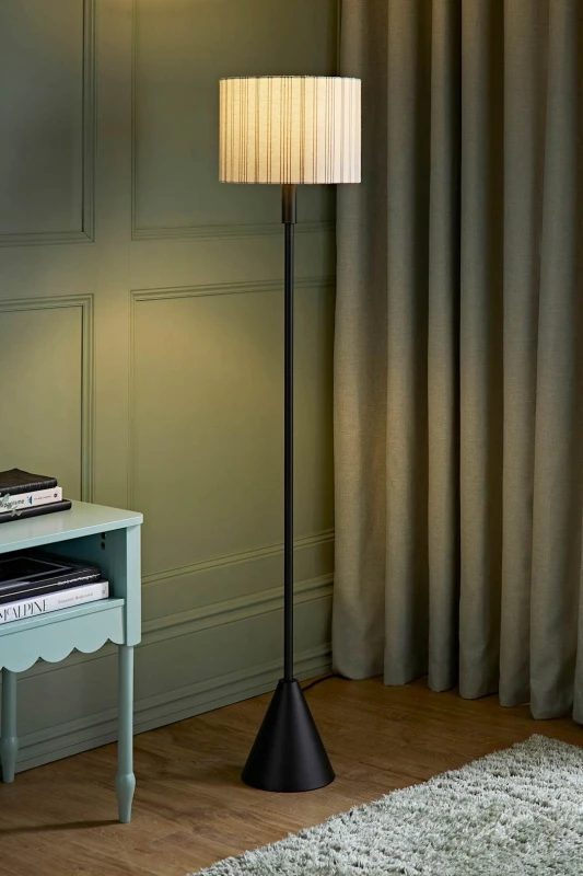 Image of ValueLights ValueLights Mitch Linen Stripe Lamp Shade Black Single Stem Triangle Floor Lamp in Off White Off White One Size Unisex 5059406065224
