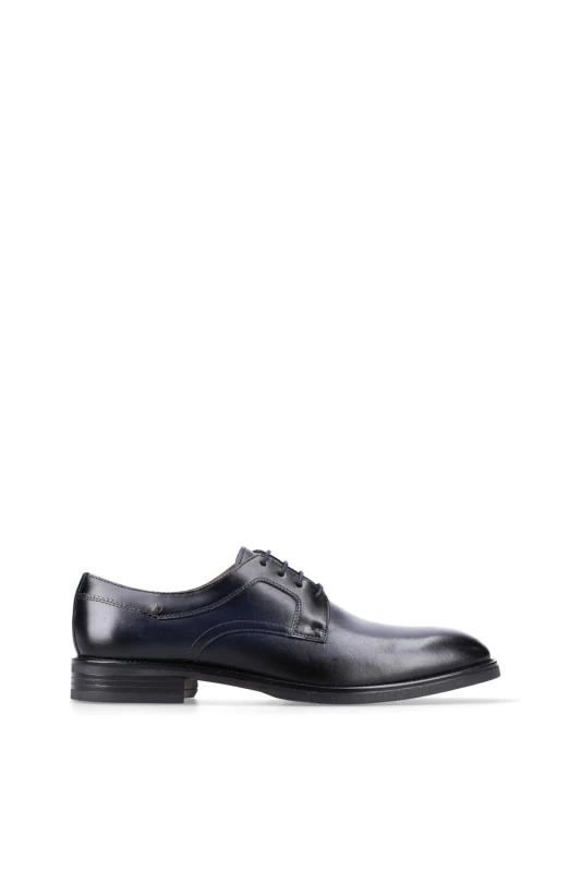 Image of Base London Base London Men Sleeve Lace Up Shoe in Navy Size: 9 Navy 9 Male 5063294194416