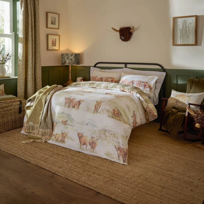 Image of Voyage Maison Highland Cattle 100% Cotton Reversible Duvet Cover Set Size: Double Multicolor Unisex Double