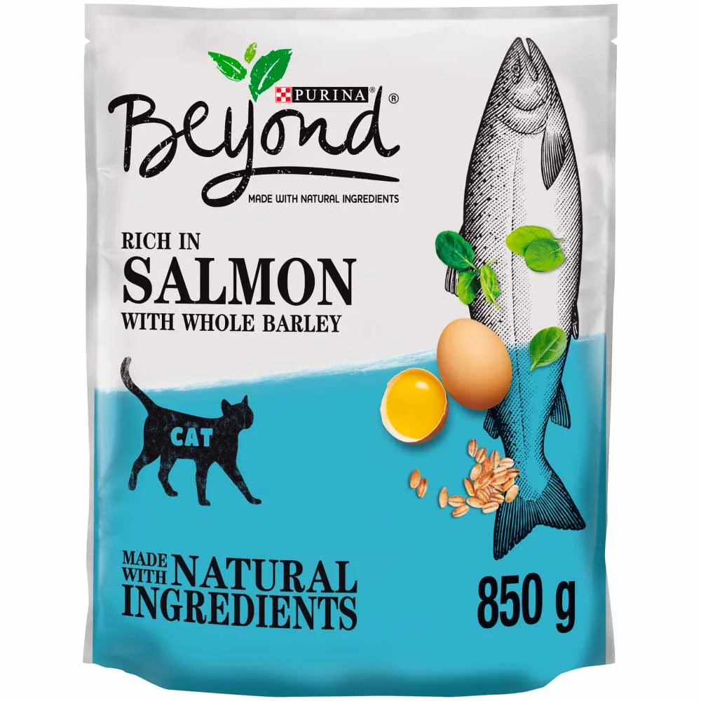 Image of Purina Beyond Rich in Salmon Simply Dry Cat Food 850g