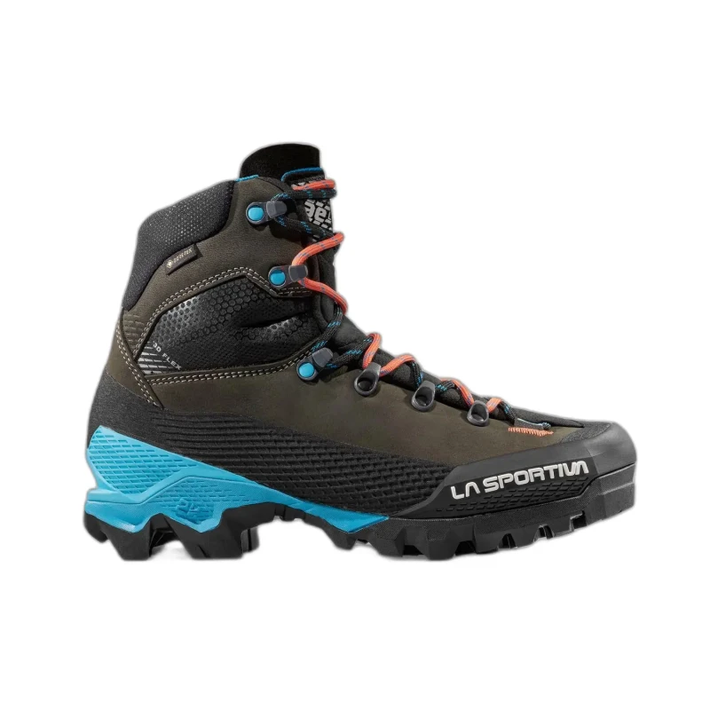 Image of Womens hiking shoes La Sportiva Aequilibrium LT GTX Noir Female 41