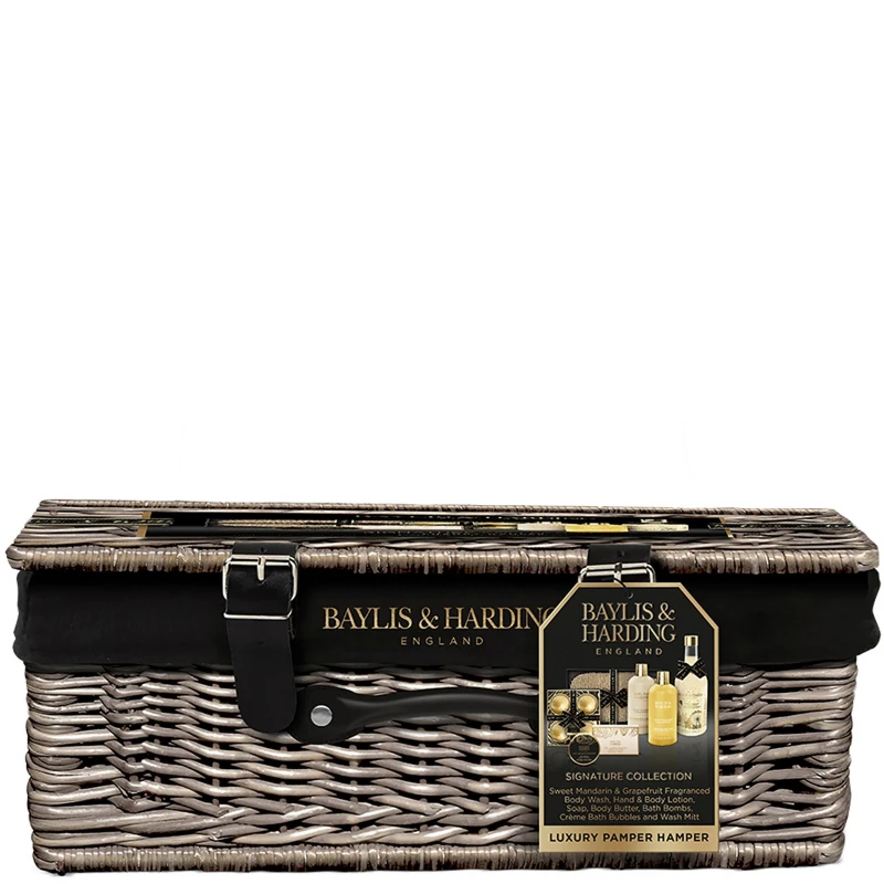 Image of Baylis and Harding and Harding Sweet Mandarin and Grapefruit Luxury Set - None None One Size