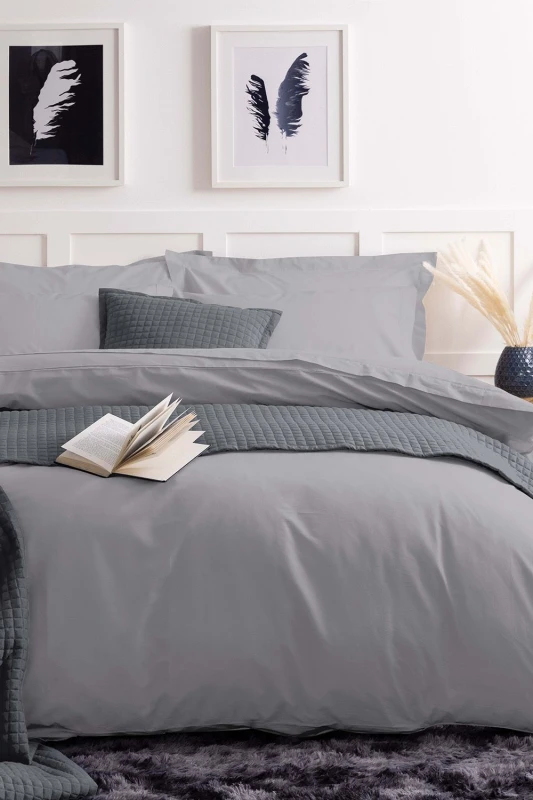 Image of Belledorm Easy Care 200 Thread Count Cotton Polyester Percale Duvet Cover in Light Grey Size: Double Light Grey Unisex Double