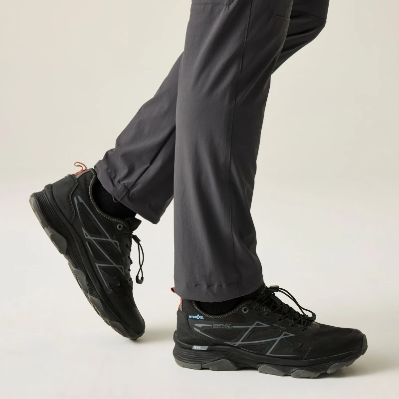 Image of Regatta Regatta Men Blaze Shoe in Jet Black Size: 7 Jet Black 7 Male 5063516025771