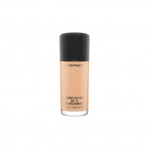 Image of MAC Studio Fix Fluid SPF 15 Foundation Nw22