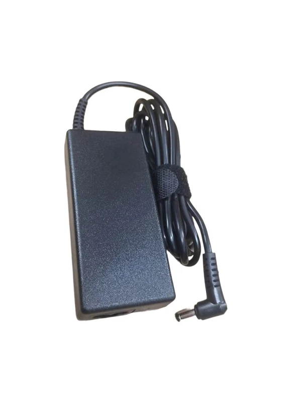 Image of CoreParts MBA1033 power adapter/inverter Indoor 48 W Black