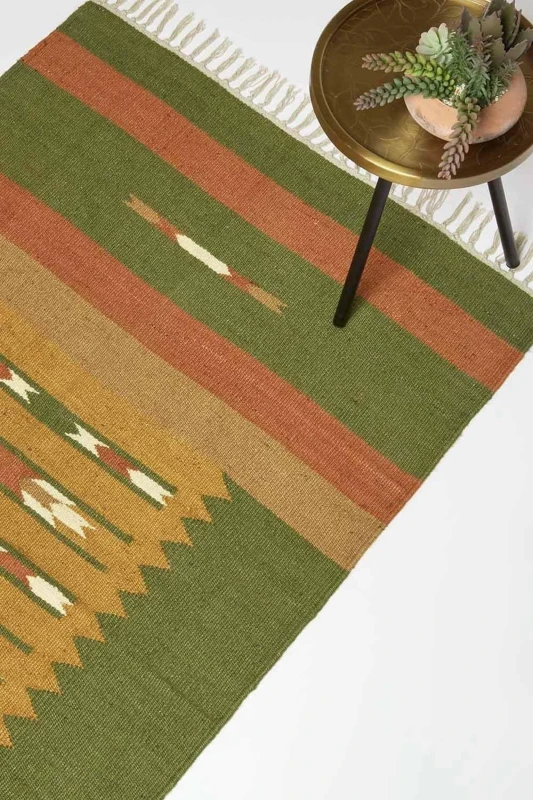 Image of Homescapes Lundi Orange & Green Kilim Cotton & Jute Rug Size: 160cm x 230cm Green Unisex 160cm x 230 cm