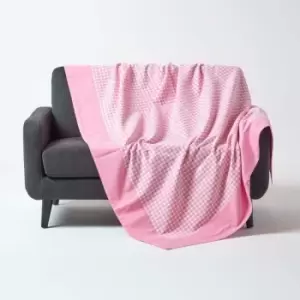 Image of Cotton Gingham Check Pink Throw, 150 x 200cm - Pink - Homescapes