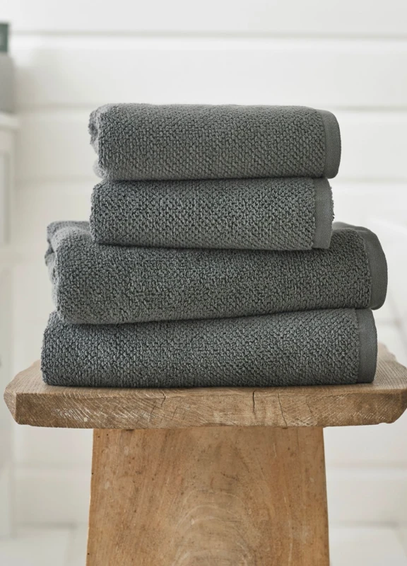 Image of Deyongs Deyongs Romeo Luxury Textured Quik Dri 100% Cotton Towels in Charcoal Size: Bath Sheet Charcoal Bath Sheet Unisex 5054990129796