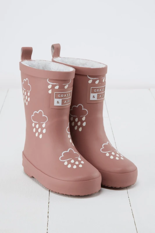 Image of Grass & Air Colour-Changing Wellies in Rose Size: Infant 9 Rose Unisex Infant 9