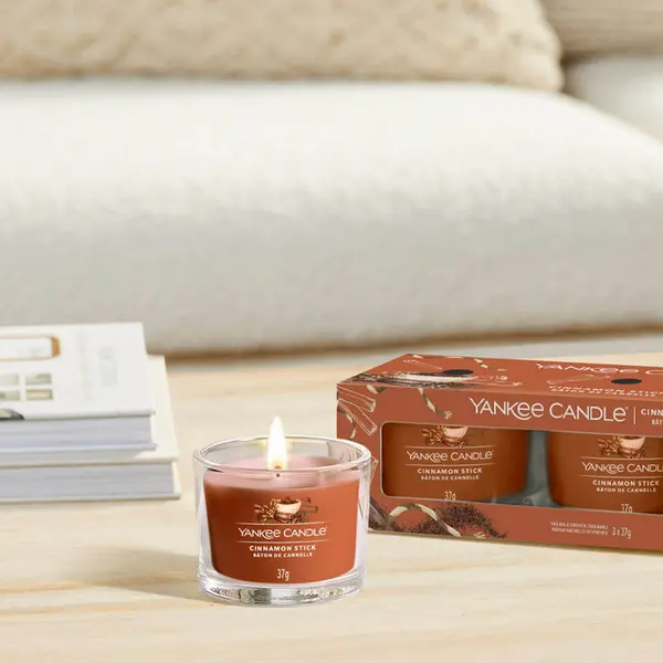 Image of Yankee Candle Cinnamon Stick Scented Candle 37g