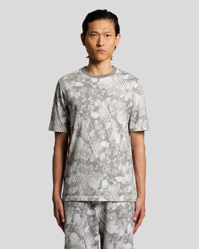 Image of Lyle & Scott Mens Industrial Graphic Print T-Shirt in Grey