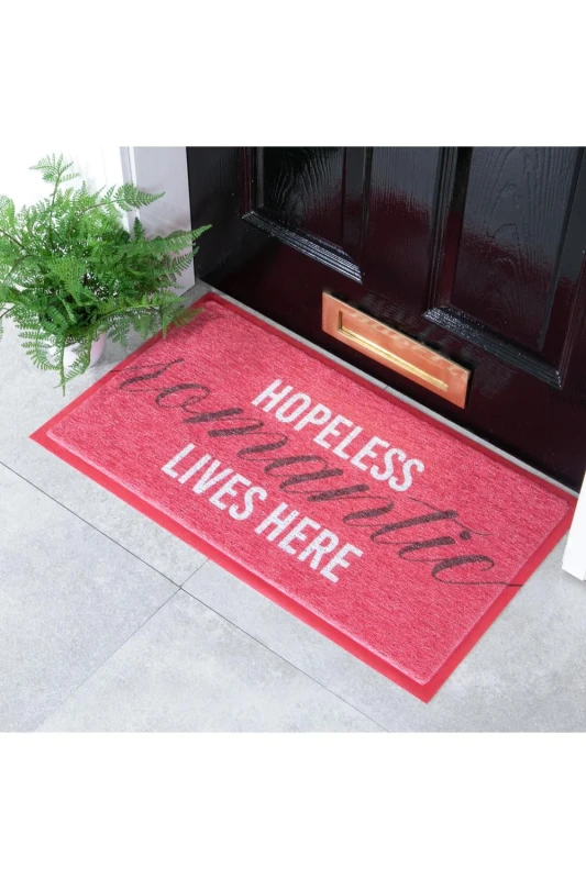 Image of Native Natural Hopeless Romantic Lives Here Doormat (70 X 40Cm)