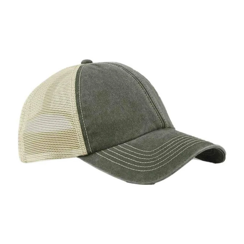 Image of Beechfield Beechfield Men Vintage 6 Panel Trucker Cap in Olive Olive One Size Male 5063693934507