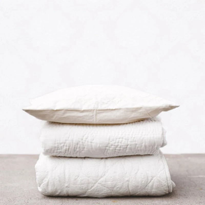 Image of Galerie Nordic Elements White La Dentelle Damask Wallpaper Roll