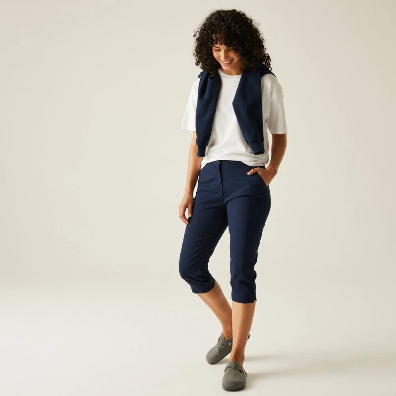 Image of Womens Trousers Regatta Bayletta Capri Bleu Female 46
