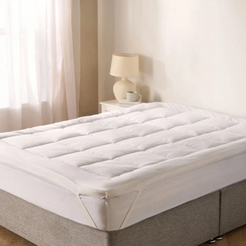 Image of OHS OHS Hotel Quality Anti Allergy Deep Fill Mattress Topper in White Size: Double White Double Unisex 5027434230648