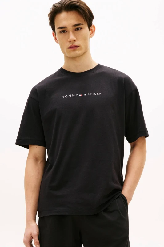 Image of Tommy Hilfiger Mens SS Logo Tee Black Size: Large Black Male L