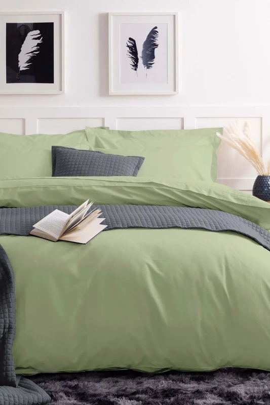 Image of Belledorm Easy Care 200 Thread Count Cotton Polyester Percale Duvet Cover in Olive Size: Double Olive Unisex Double
