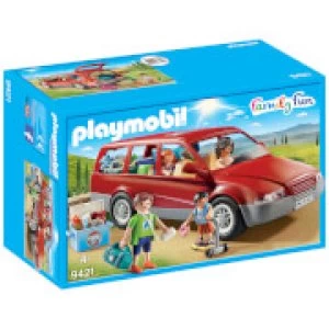 Image of Playmobil Family Fun Family Car with Trailer Hitch (9421)