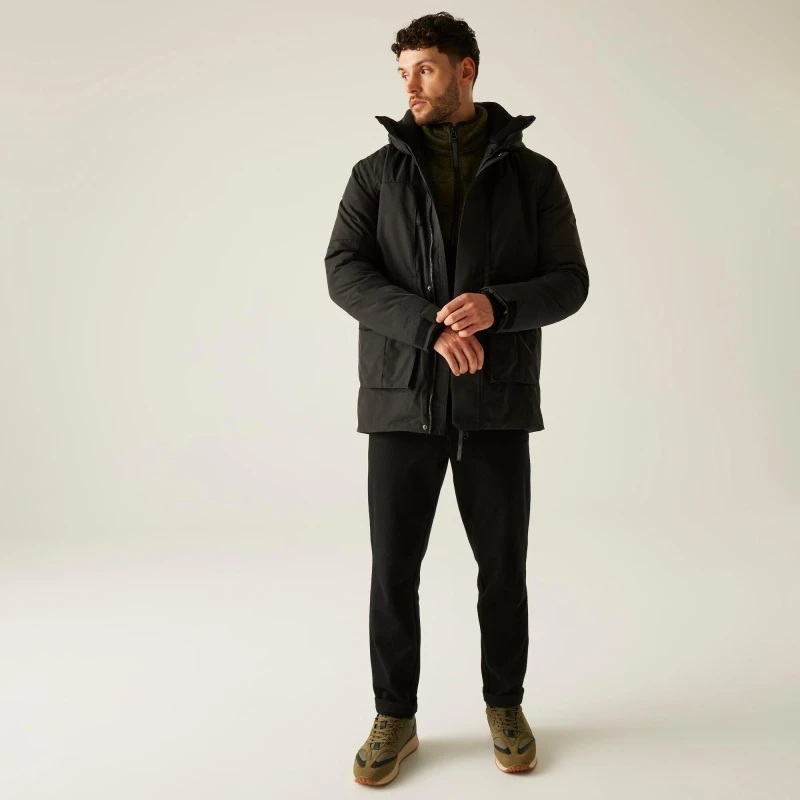 Image of Regatta Regatta Men Marron Waterproof Breathable Insulated Jacket in Jet Black Size: large Jet Black L Male 5063516097945