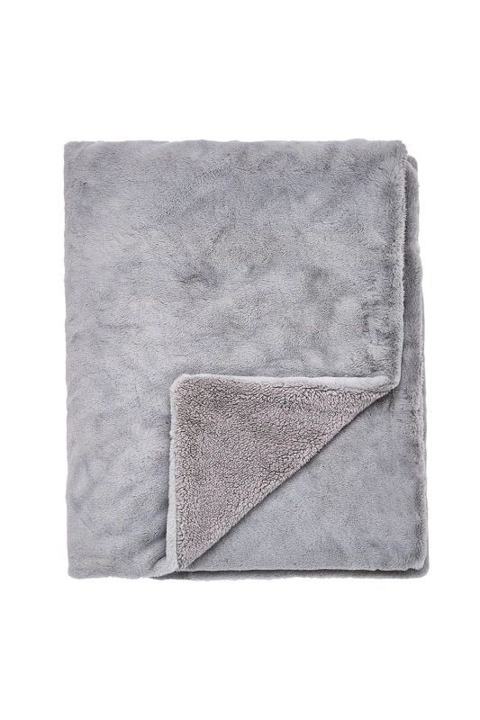 Image of Helena Springfield Helena Springfield 'Cosy' Throw in Grey Size: 130cm x 170cm Grey 130cm x 170cm Unisex 5016709721059