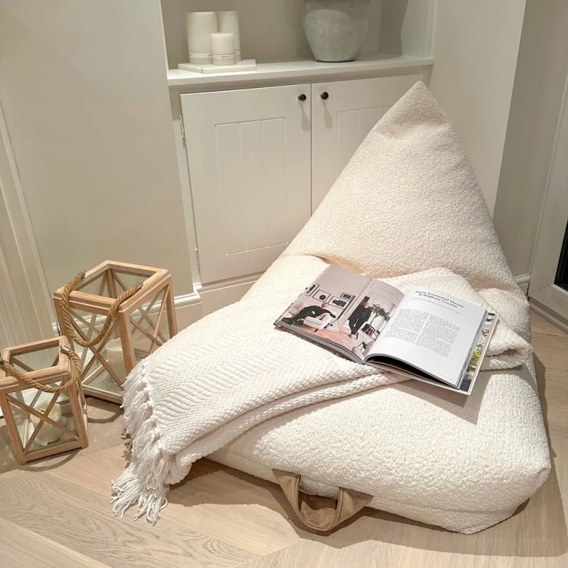Image of rucomfy Beanbags rucomfy Indoor Large Bean Bag Lounger - Snug Humbug for Adults in Cream Cream Unisex