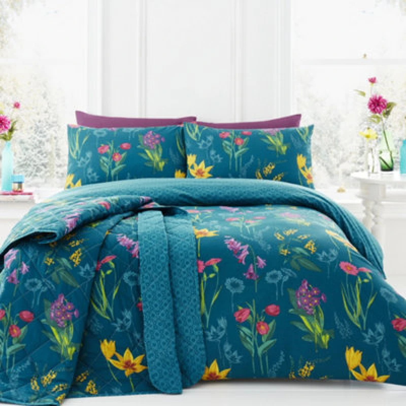 Image of Dreams and Drapes Ingrid Duvet Cover Pillowcase Set Green