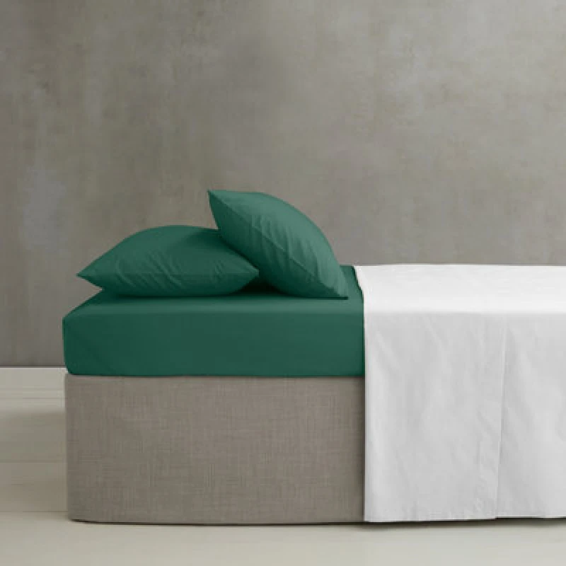 Image of Catherine Lansfield Easy Iron Percale Combed Extra Deep Fitted Sheet - Green Green King