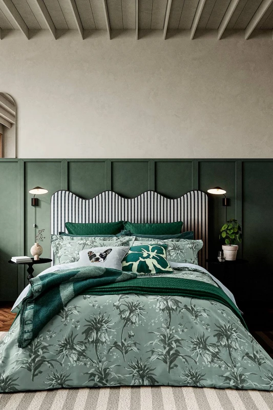 Image of Ted Baker 'Belmar Floral' Cotton Sateen Duvet Cover Set in Light Green Size: King Light Green Unisex King