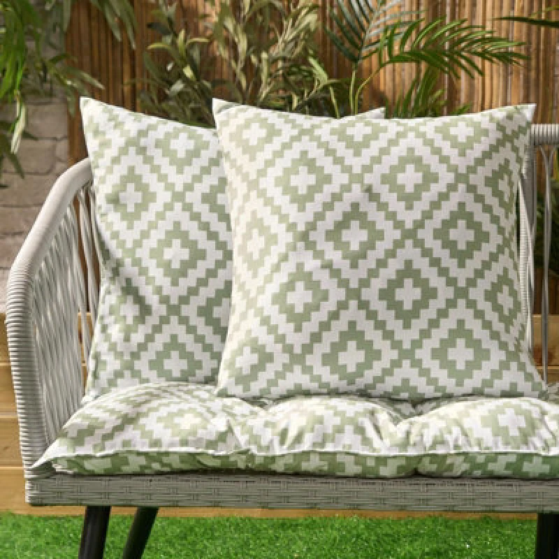 Image of OHS OHS 2 x Geometric Cushion Cover Water Resistant Outdoor Garden in Green Size: 45cm x 45cm Green 45cm x 45cm Unisex 5027434208968
