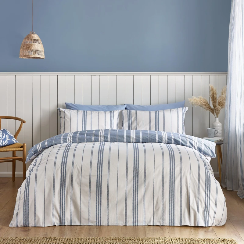 Image of Catherine Lansfield Harbour Stripe Duvet Cover Bedding Set Blue