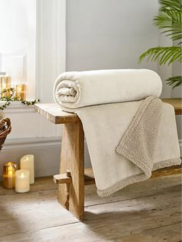 Image of Deyongs Hazelwood Sherpa Throw 130X170Cm Oyster Grey WMU3M Unisex