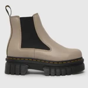 Image of Dr Martens audrick chelsea boots in beige
