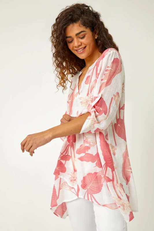 Image of Roman Womens Palm Print V-Neck Wrap Hem Tunic Top in Coral Size: 18 Coral Female 18