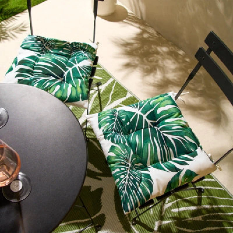 Image of OHS OHS 4 Pack Seat Pads Water Resistant Garden Chairs Cover Outdoor Cushions in Green Size: 40cm x 40cm Green 40cm x 40cm Unisex 5027434180660