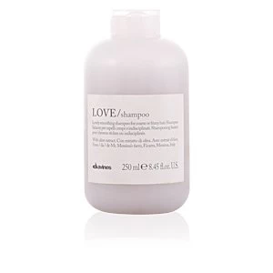 Image of LOVE smoothing shampoo 250ml