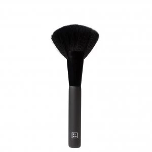 Image of 3INA Makeup The Fan Brush