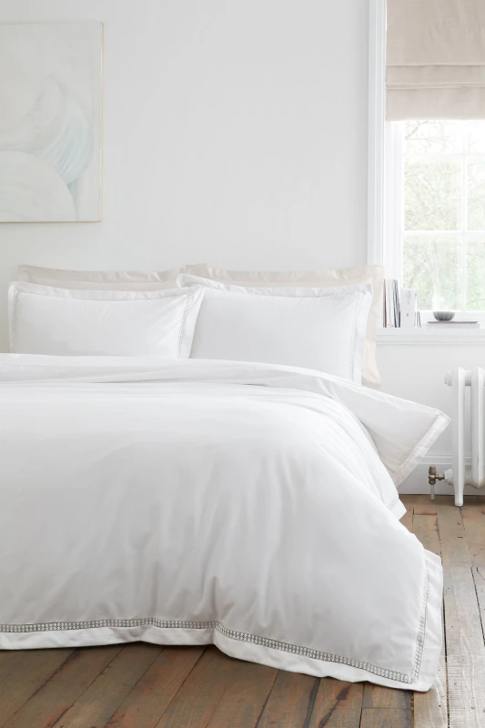 Image of Bianca 'Oxford Lace' 200 Thread Count Cotton Duvet Cover Set in White Size: Double White Unisex Double