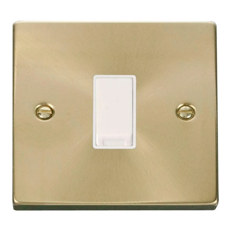 Image of SE Home Satin / Brushed Brass 10A 1 Gang Intermediate Light Switch Gold unisex