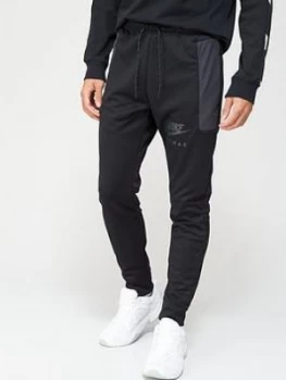 Image of Nike Sportswear Air Max Pack Joggers - Black Size M Men